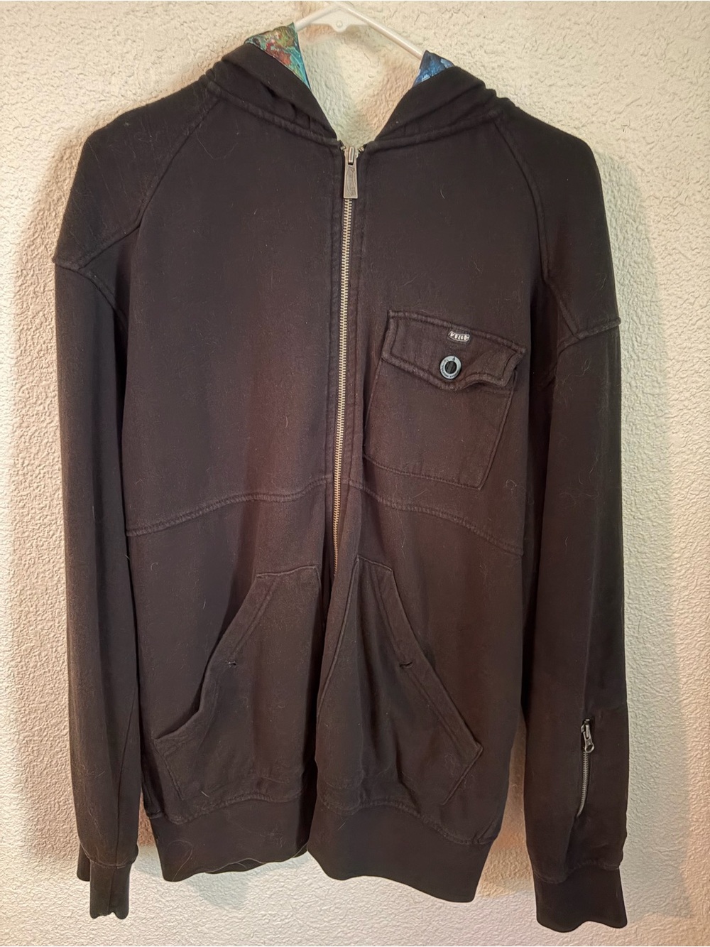 Men's volcum Black Zip-Up Hooded Sweater